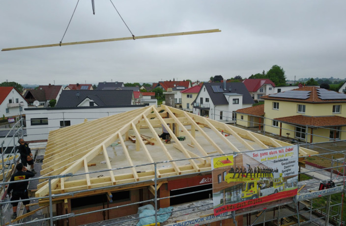 Beispielarbeit von Kds gmbh - komplette Dachsanierung - veröffentlicht auf Dachdecker.com